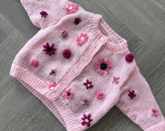 Extra Detail to Jumper/Cardigan/Blanket EG flowers.