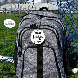 2 Designs | Mockup Fussball und Feld Sporttasche Namensanhänger Rundes Loch | Digitaler Download JPG & PNG Runder Gepäckrucksack Sublimation Mock up
