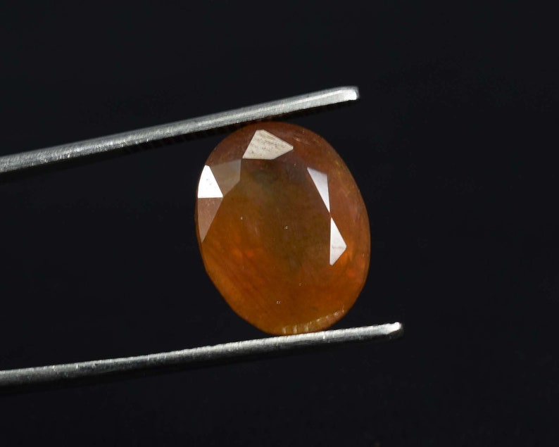 Natural Fanta Sapphire Cut Gemstone Certified Ceylon Yellow Sapphire Healing Gemstone For Jewelry Making 15x12x07 mm 14 Cts