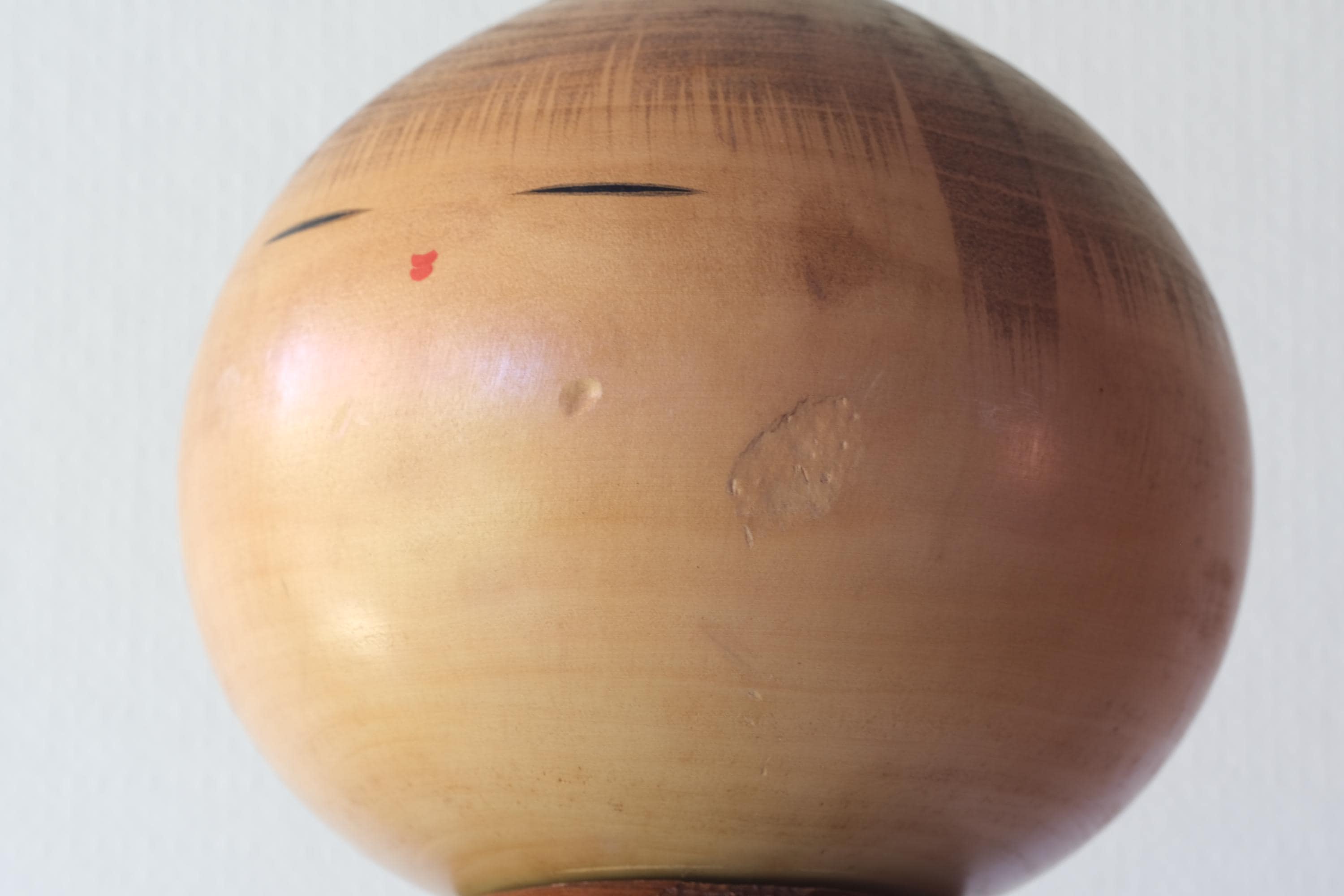 有名なヴィンテージ無心こけしの希少バージョン 渡辺正雄 (1917-2007