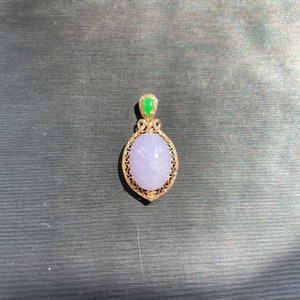 Lavender Jade Pendant: 18k Gold, Grade A Burmese Jadeite
