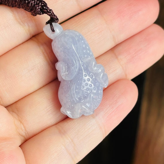 Lavender Cabbage Jade Pendant: Natural Burmese Jadeite (33.7x17.8x13.1mm)