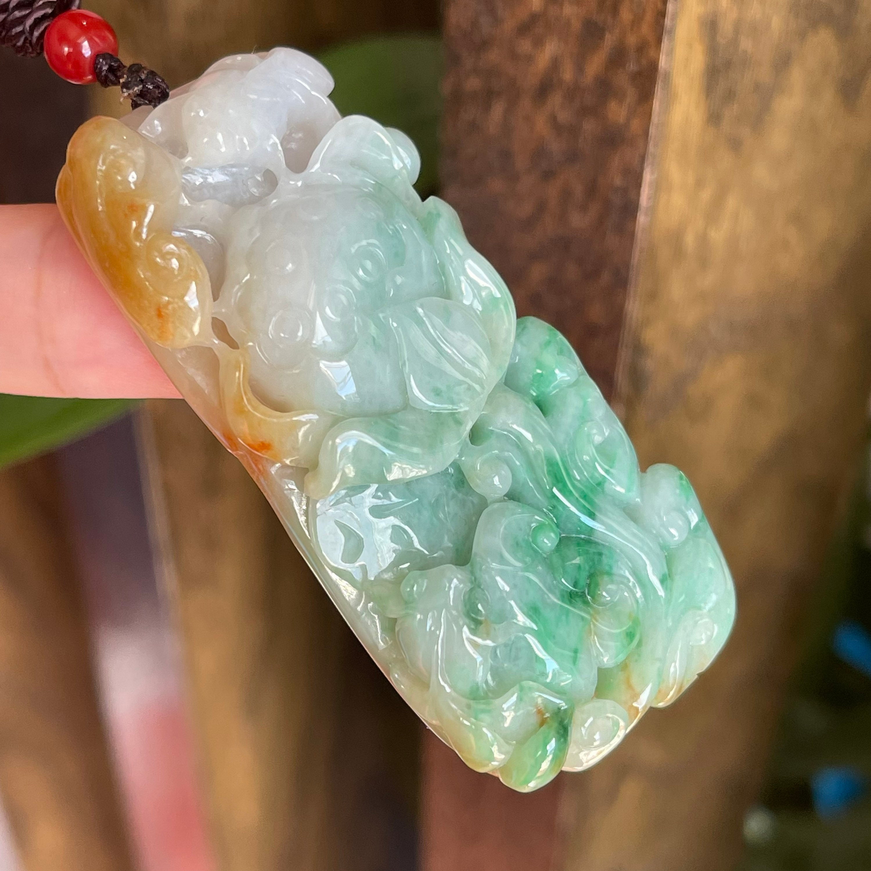 天然グレードAビルマ翡翠翡翠、緑と黄色の翡翠蓮のペンダント（翡翠 