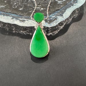 Green Drop Shaped Jadeite Jade Pendant, 18K Gold Green Jade Diamond Pendant,Natural Grade A Burmese Jadeite Jade(18k金钻石镶嵌满绿水滴翡翠吊坠）