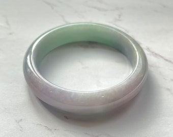 56 mm Lavendel und grüne Jadeit Armreif: Klasse A burmesische Jade