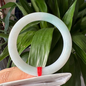 55 mm hellgrüne Jade Armreif, Jadeit Jade Armreif, natürliche Klasse A burmesische Jadeit Jade Armreif
