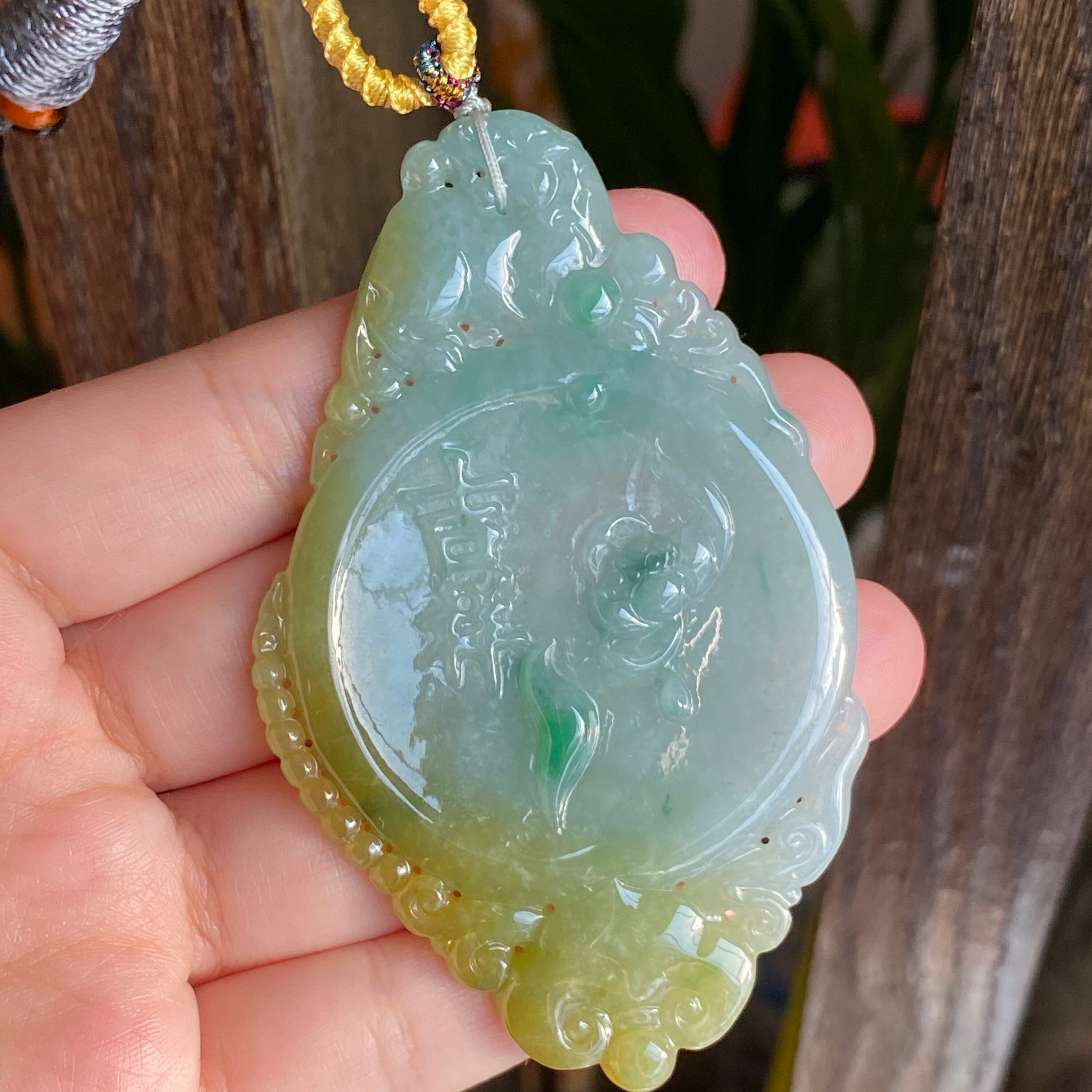 黄色と緑のアンティーク デザイン ペンダント、天然グレード A ビルマ