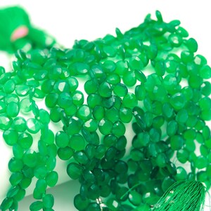 Green Onyx Faceted Heart Shape Beads Green Onyx Heart Shape 8-9 MM Briolettes Green Onyx Beads for Jewelry Green Onyx Faceted Heart Beads