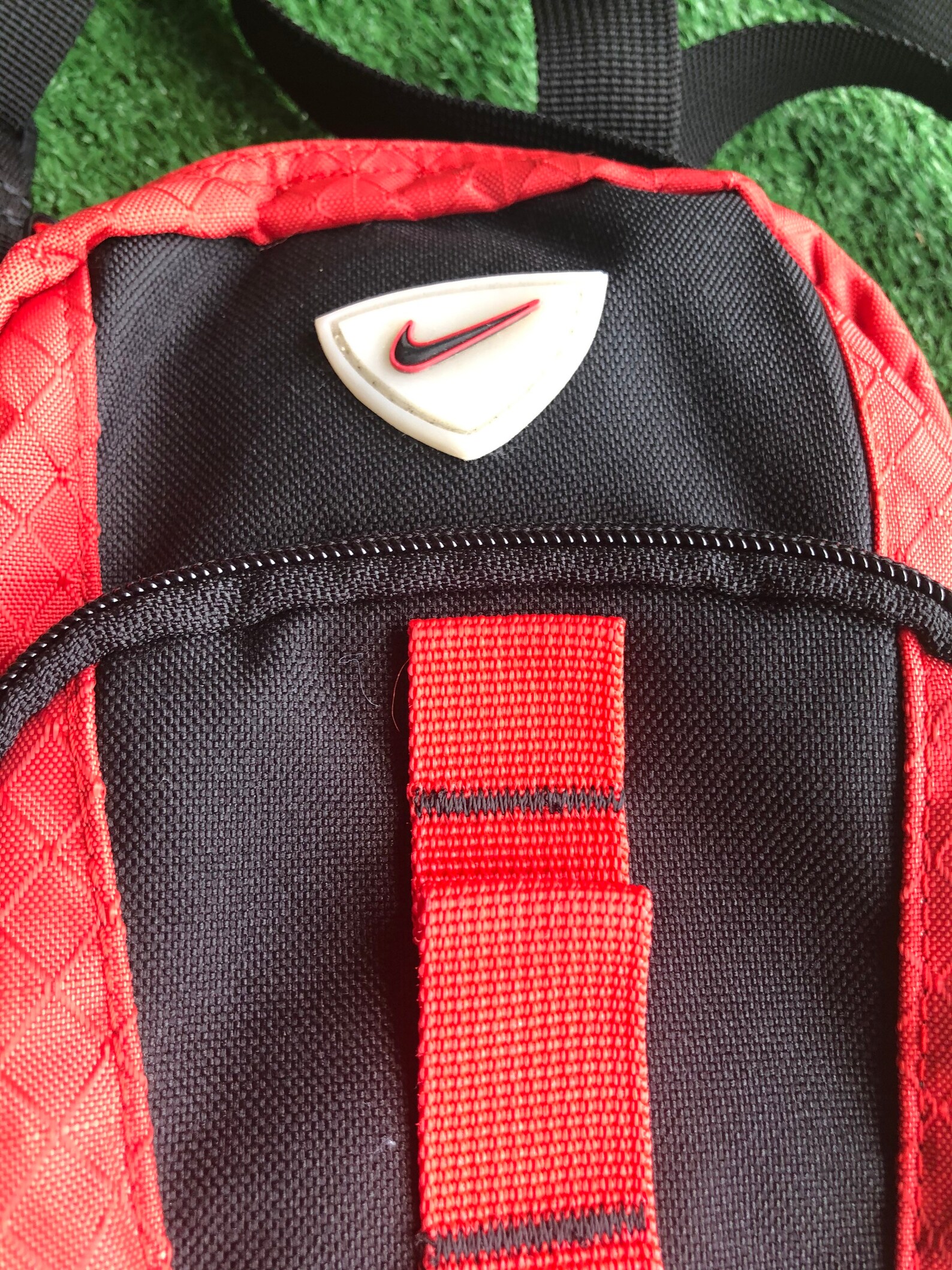 sling bags nike vintage