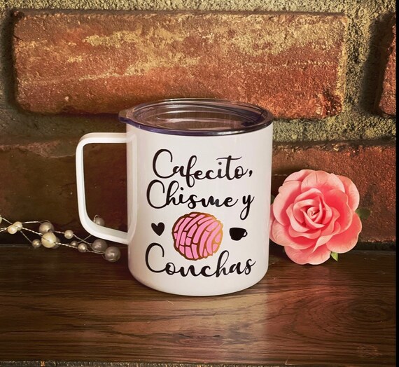 Conchas y Chisme Mug
