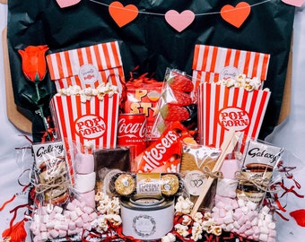 COUPLES MOVIE BOX | Date night | Movie night | Smores kit | Food Hamper | Anniversary | Boyfriend | Chocolate gift | Gift for couples