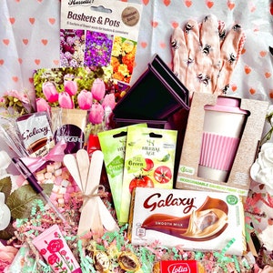 GARDEN GIFT HAMPER | Garden Lover | Gift for Mum | Grandma | Planting Gift | hamper | Garden gift Box | gift for her