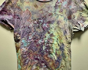 Super Comfy Medium Ice Dye Shirt Made With Gildan Tee and Dharma Trading Dyes