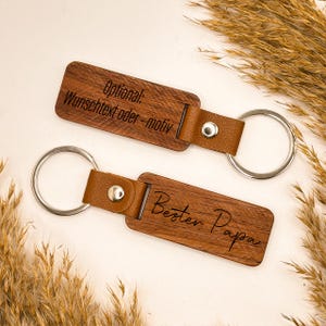 Personalisierter Schlüsselanhänger Holz & Leder | Wunschtext oder Motiv beidseitig graviert | Geschenk für Papa, Partner, Freund