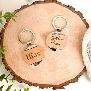 Schlüsselanhänger Holz mit Gravur | Personalisiert mit Namen, Spruch oder Motiv | Geschenk für Papa, Partner, Männer, Vatertag