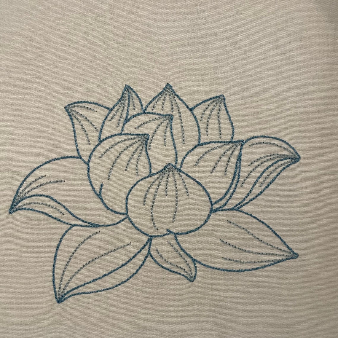 Lotus Flower Machine Embroidery Design: Floral Pattern (instant ...