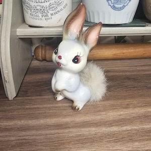 Jolie figurine de lapin kitsh des années 1960, lapin, décoration vintage