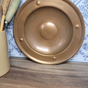 Vintage Arts & Crafts Style Copper Bowl Dish de Linton, Hecho en Inglaterra, Decoración de cobre, Cocina de cobre vintage, Frutero de cobre