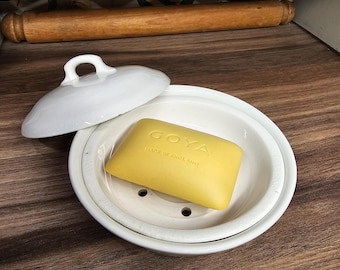 Lovely Ceramic White Lidded Soap Dish, Bathroom Decor, Soap Dish, Bathroom Vintage