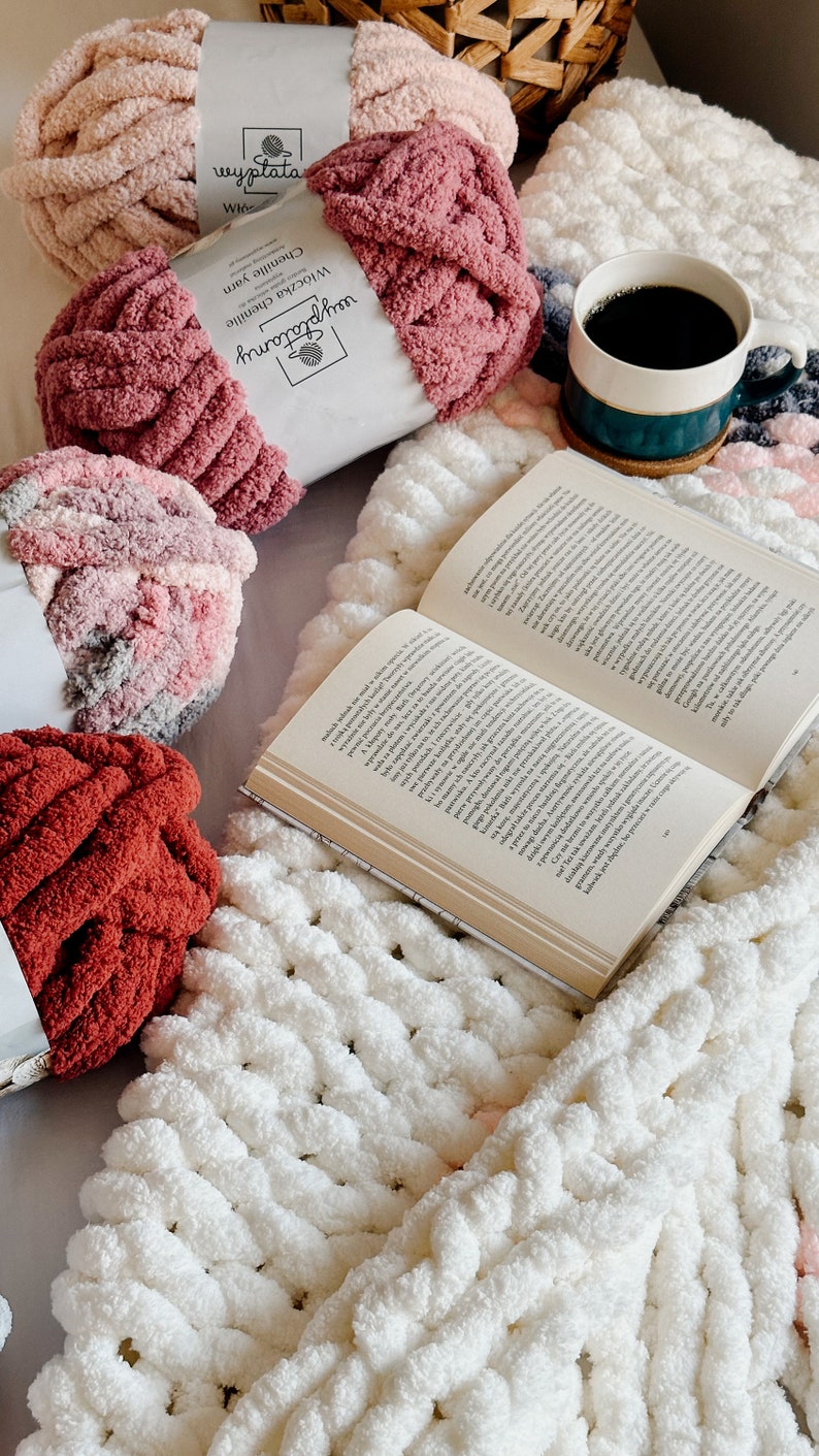 Chenille Yarn for Arm Knitting, Fluffy Yarn for Making Blankets, Super