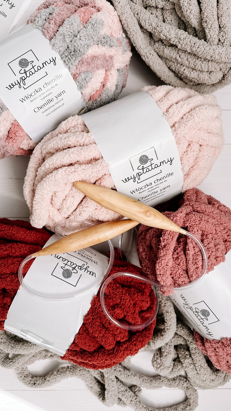 Chenille yarn for arm knitting, fluffy yarn for making blankets, super bulky chenille, gift for knitters, chunky yarn, yarn form armknitting, finger knitting yarn, wool for blanket knitting, hand knitting blanket yarn, super bulky chenille