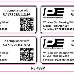 Puede incluir: Una hoja de cuatro pegatinas rectangulares blancas con texto y bordes negros. Cada pegatina presenta el logotipo de IPE Pokorny Engineering, un código QR y el texto In compliance with: FIA SRS 23314.1124, Wireless Sim Steering Wheel, Model: FERRARI 499P, Serial No: PE.FERRARI.499P. La hoja mide 60mm x 26mm.