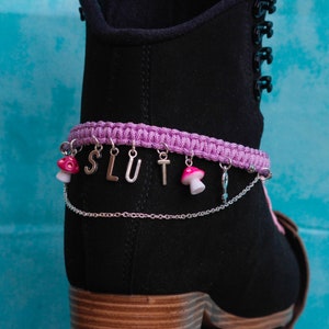 Roller Skate Anklet! Roller Skate Accessories! Skate Leash! Skate Stuff! Paracord Anklet!