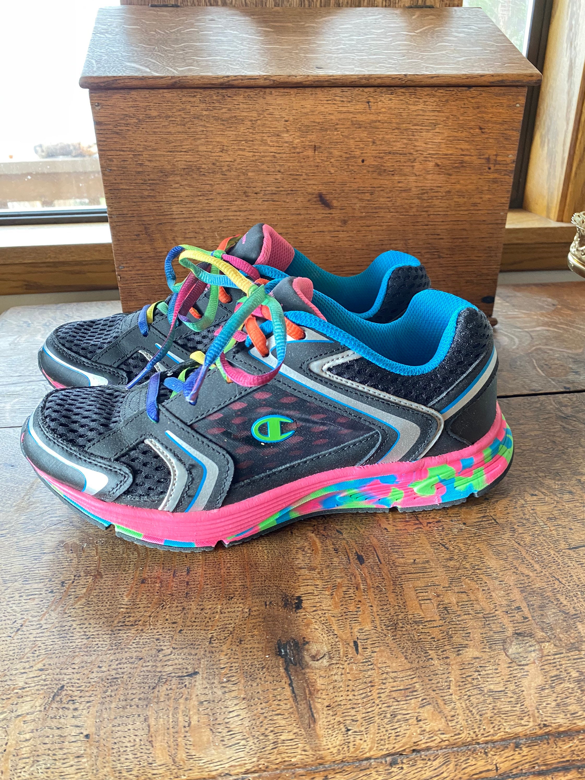 Champion sale shoes rainbow