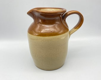 Vintage 1 Liter Pearsons of Chesterfield Two-toned Ceramic Jug Pitcher Made in England 32floz.