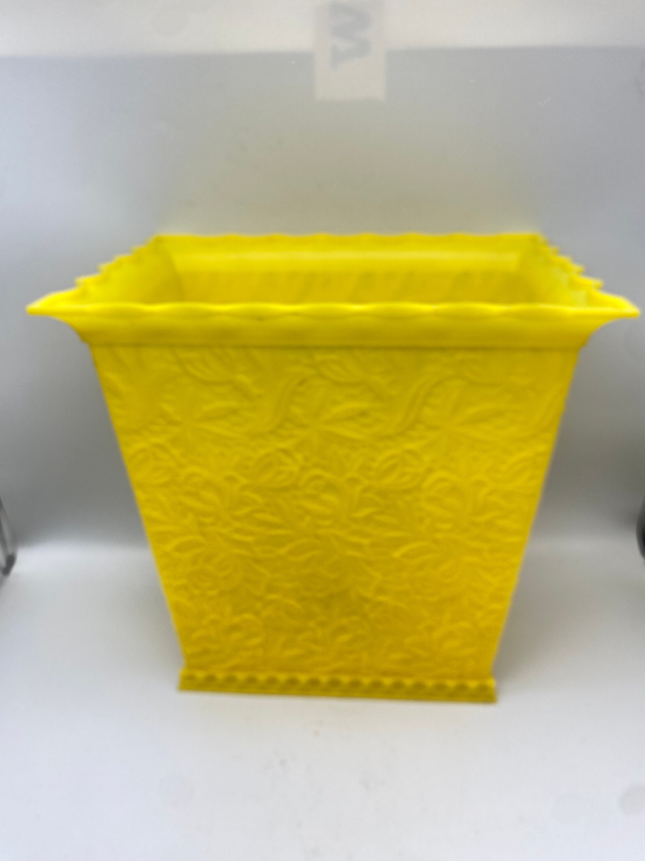 Max Klein Yellow Plastic Waste Bin Garbage Can Floral Lace Pattern MCM Vintage