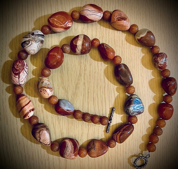 Vintage Agate and Carnelian necklace - image 6
