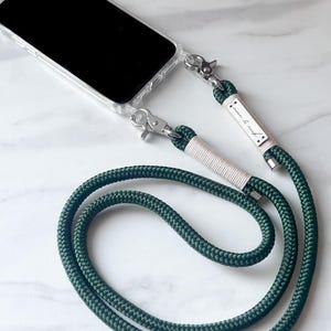 Chaîne de téléphone portable verte avec mousqueton argenté - étui de téléphone assorti disponible iPhone, Samsung, Huawei
