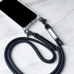 Chaîne pour téléphone portable noire "All Black" avec mousqueton noir et emballage noir -moon&neck