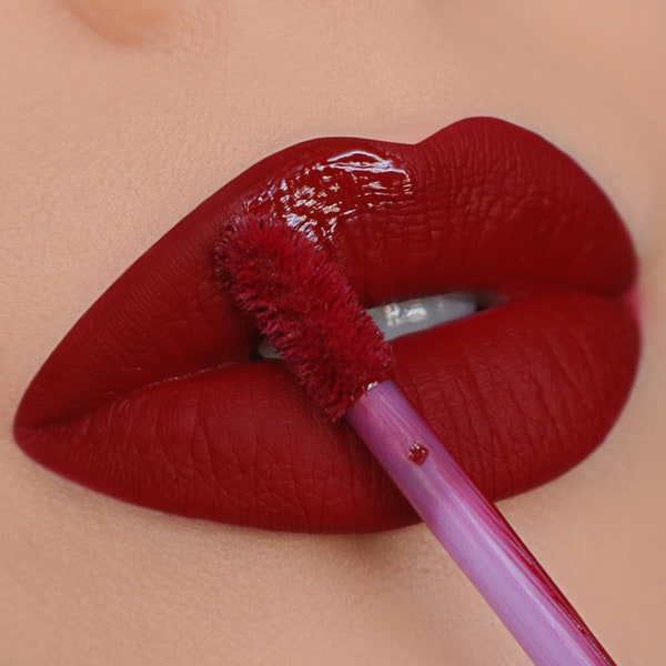 Red "Vamp" Lipstick | Liquid Matte | Vegan & Cruelty-Free | Waterproof | Longwear Makeup | Kitten Cosmetics