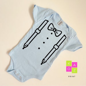 Personalized Bow Tie and Suspenders Baby Body Suit, Baby Coming Home Outfit, Baby Boy Bowtie bodysuit, Baby Shower Gift