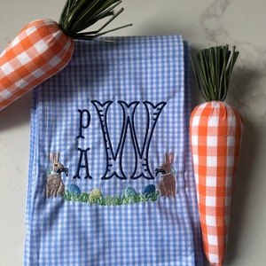 Monogrammerad påskkorgsrosett, personlig påskkorgsskärp, broderad kaninkorgsrosett, monogrammerad seersucker-påskrosett bild 5