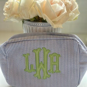 Gepersonaliseerde Seersucker-etui met monogram, potlooddoos schaduwmonogram, tas geborduurd alles voor kinderen, terug naar school