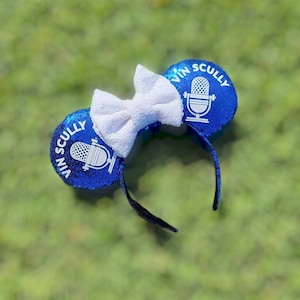 Vin Scully Ears