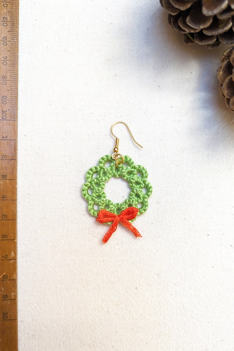 Handmade christmas wreath dangle earrings