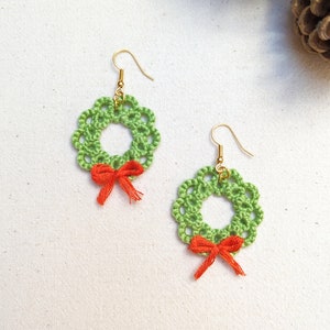 festive christmas wreath earring
