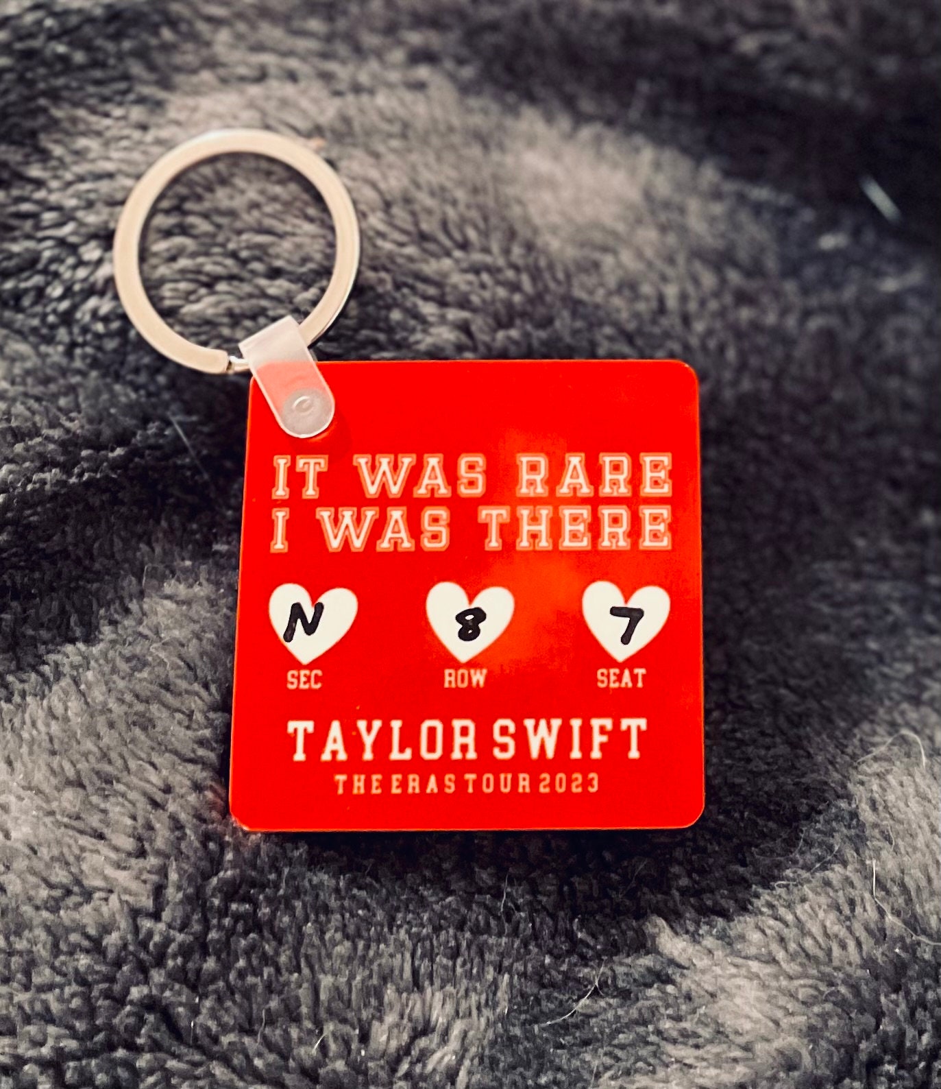 I made keychains to commemorate the tour 😁 : r/TaylorSwift