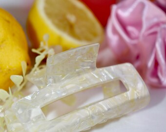 ピンクのLemonAyeヘアアクセサリーセット：シュシュ、リボンヘッドバンド、クロークリップ