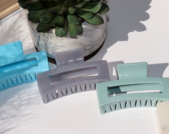 Square Hair Claw Clip: Chic Updo Accessory