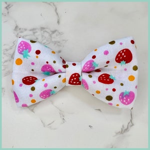 Berry Cute Bow | Cat Bow tie | Cat Necklace | Dog Bow Tie | Lover Gift | Puppy Bow Tie | Kitten Bow Tie | Pet Gift | Pet Lover