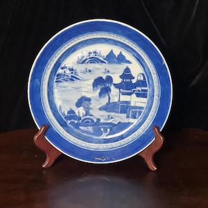Late 19th Century Chinese Canton Blue and White Porcelain Pagoda Motif Plate 8.5&#39; D | Antique Chinese Export Porcelain Plate, Circa 1890