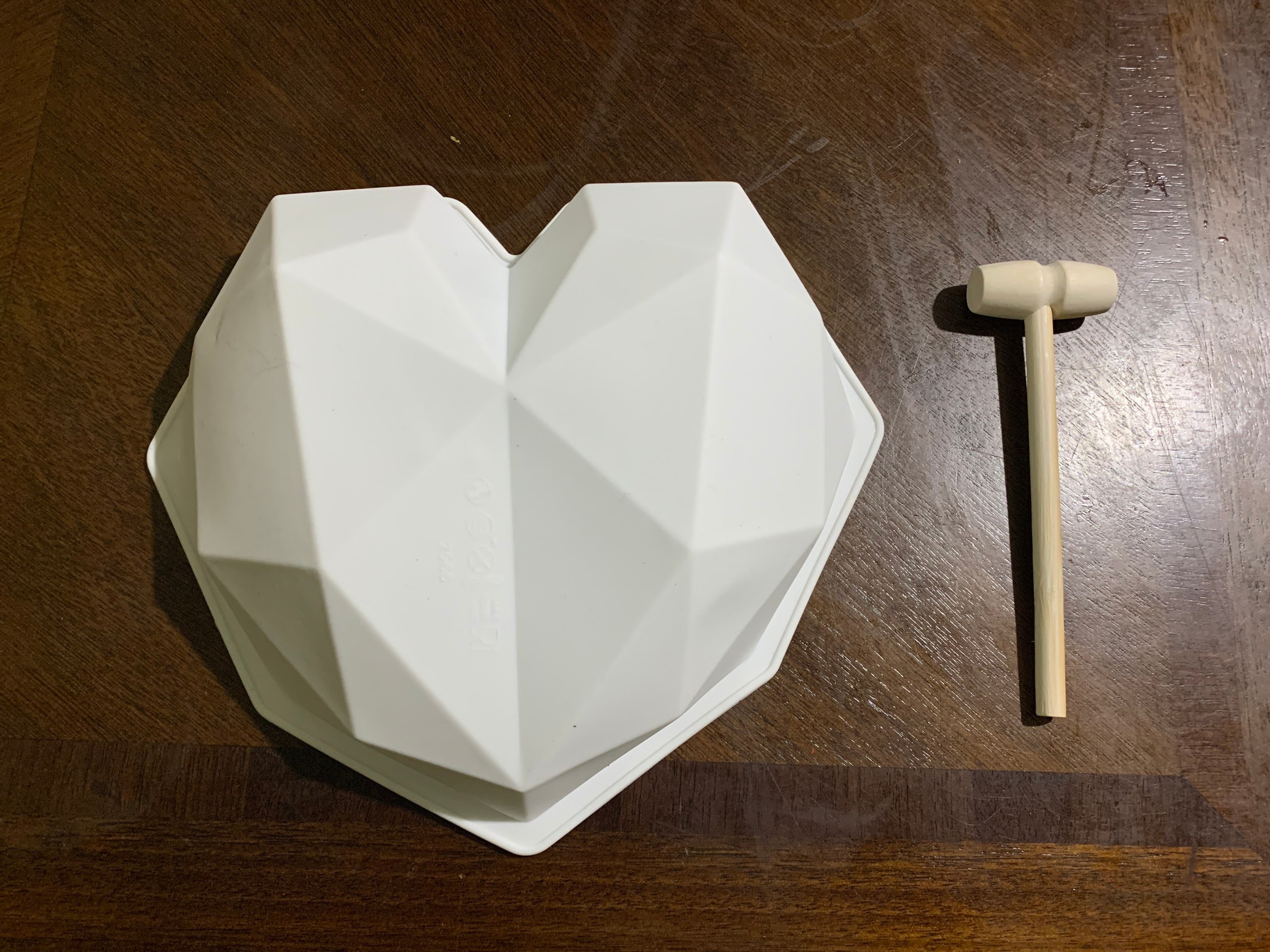 breakable heart silicone mold