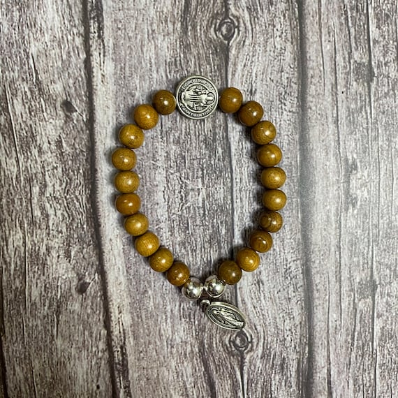 Black natural wood Catholic Bracelet with Miraculous Medal of Mary, Catholic Gift, Holy Bracelet, Wood Bracelet, Nativity Bracelet