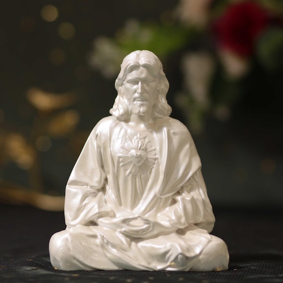 Hand-Carved Sacred Heart of Jesus Statue: Pearl White Wooden Catholic Gift