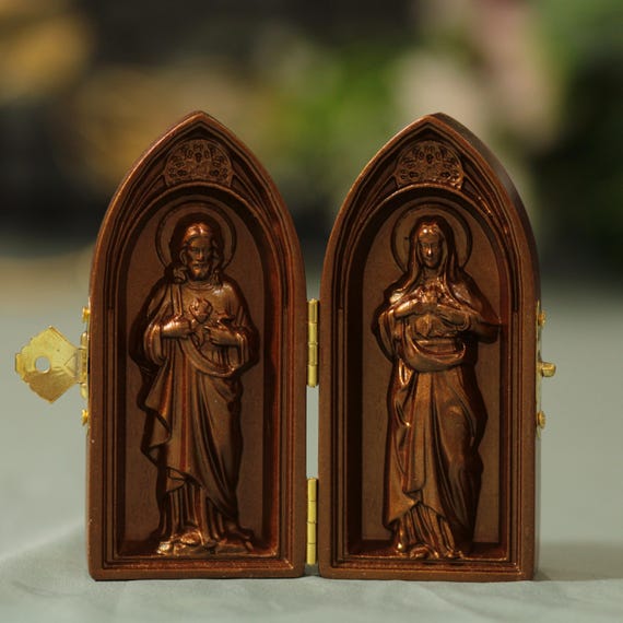 Sacred Heart of Jesus and Immaculate Heart of Mary Wooden Diptych Antique Style– Catholic Gift Religious Home Decor Christian Prayer Diptych