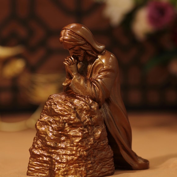 Hand Carved Wooden Jesus Statue: Garden of Gethsemane, Antique Style